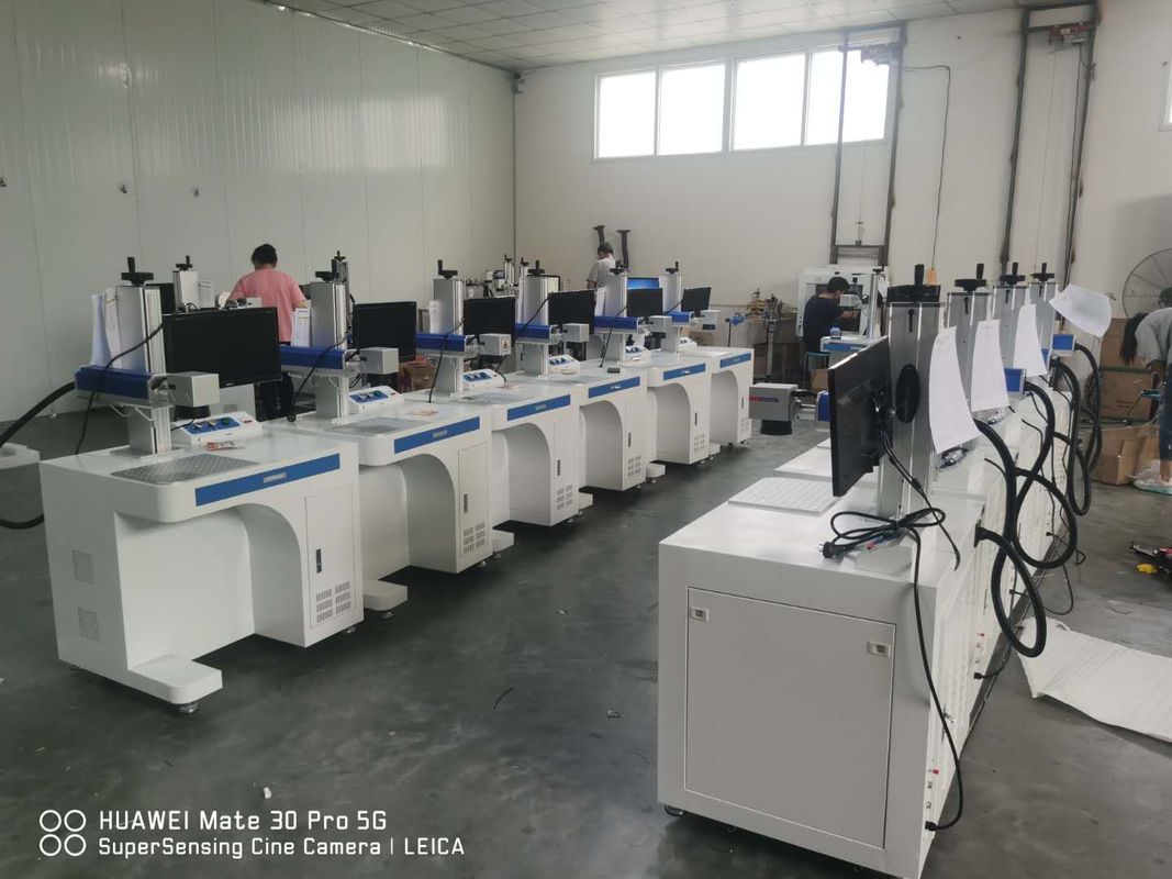 Metaal30w 60khz Laser die Machines, Laser merken die Machine voor Plastiek merken