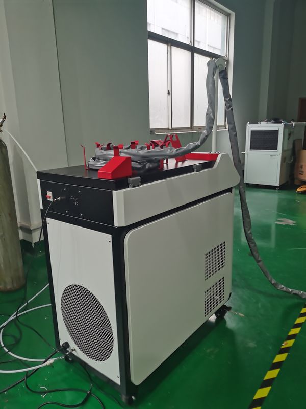 Vlotte Naad 8m Draagbare het Lassenmachine 220v van 1000W voor Metaalmaterialen