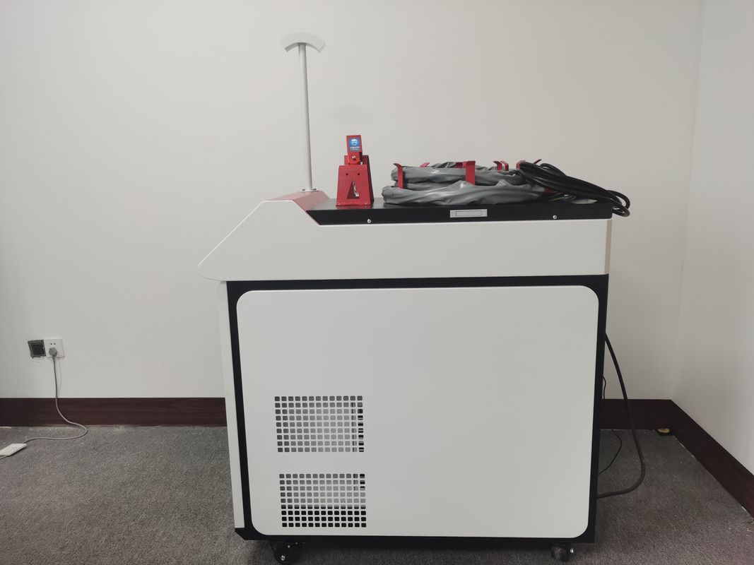 het Roestvrije staallassen van 1080nm 1500W 3mm door het Lassenmachine van de Vezellaser