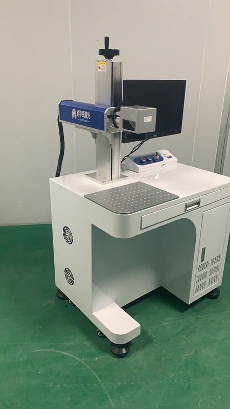 Niet Giftige 7000mm Laser die Machines, Handbediende Lasergraveur For Metal merken