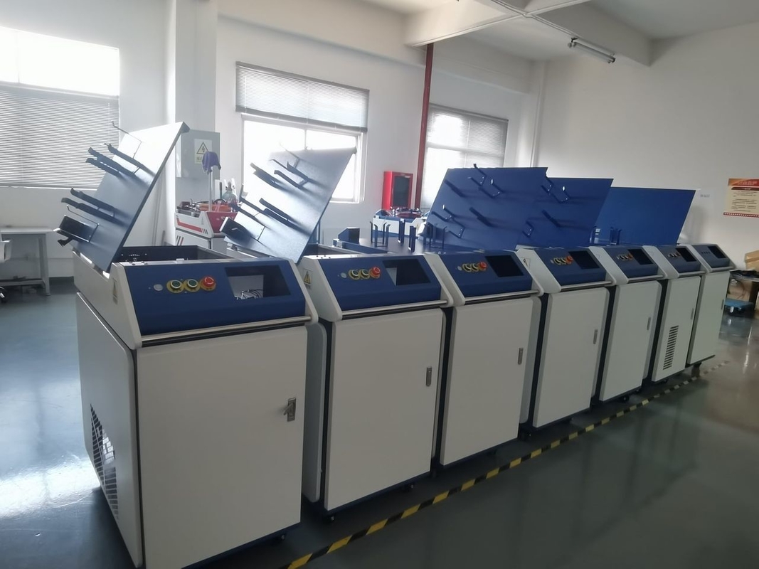 Handbediende de Laserlasser Water Cooling 1.5KW van Max Raycus 120mm/s