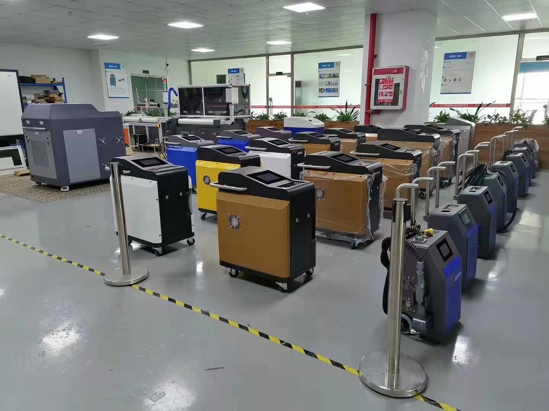 de Laser van 500W MOPA het Schoonmaken Bron van de Machines de MAXIMUM JPT Laser voor Roestverwijdering