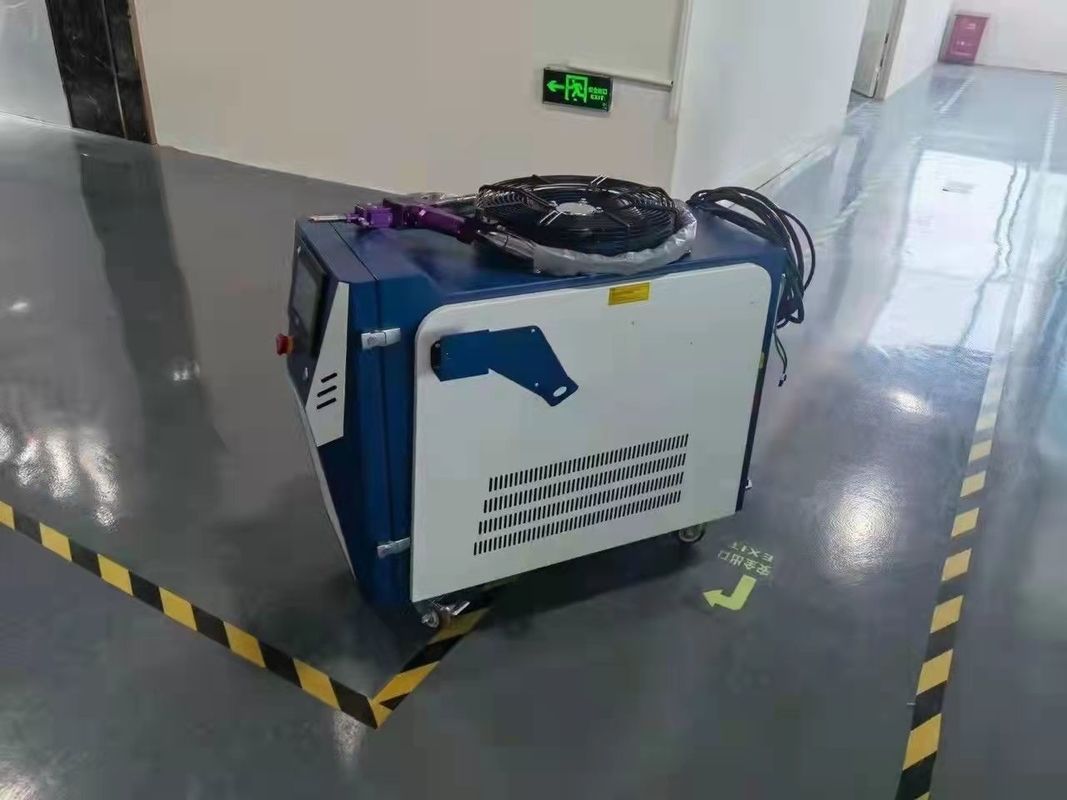Machine van het de Laserlassen van de Raycus1000w Vezel 3mm Dikte Waterkoeling